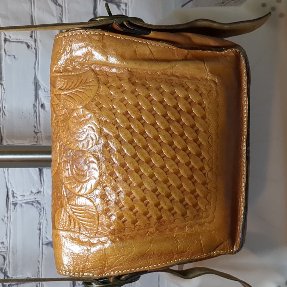 Patricia Nash Leather Tooled Cross Body‎ Purse - Picture 2 of 8
